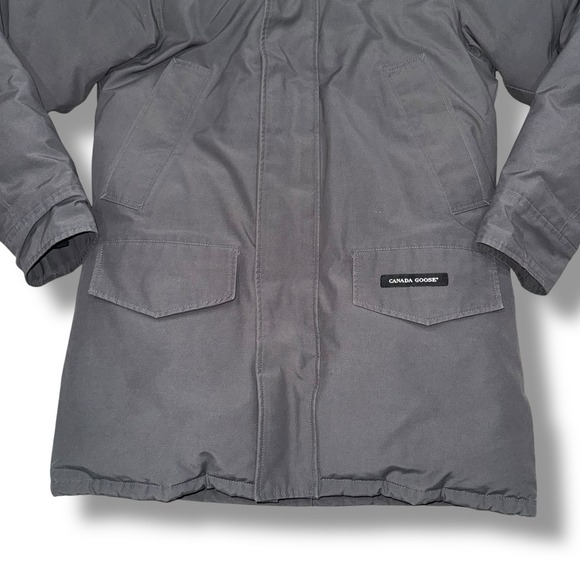 Canada Goose Men's Graphite Down Parka Fur Hood Arctic Protection Winter Coat - Picture 2 of 10